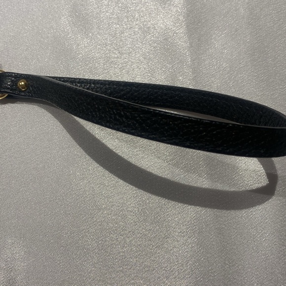 Michael’s Kors black saffiano wristlet - Picture 5 of 13